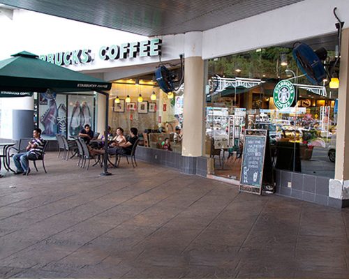 outlet-stb3.jpg